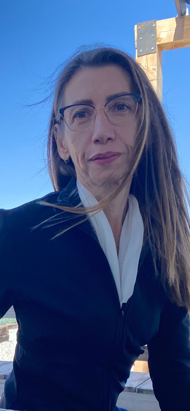 Vera Dostalik - Astróloga profesional